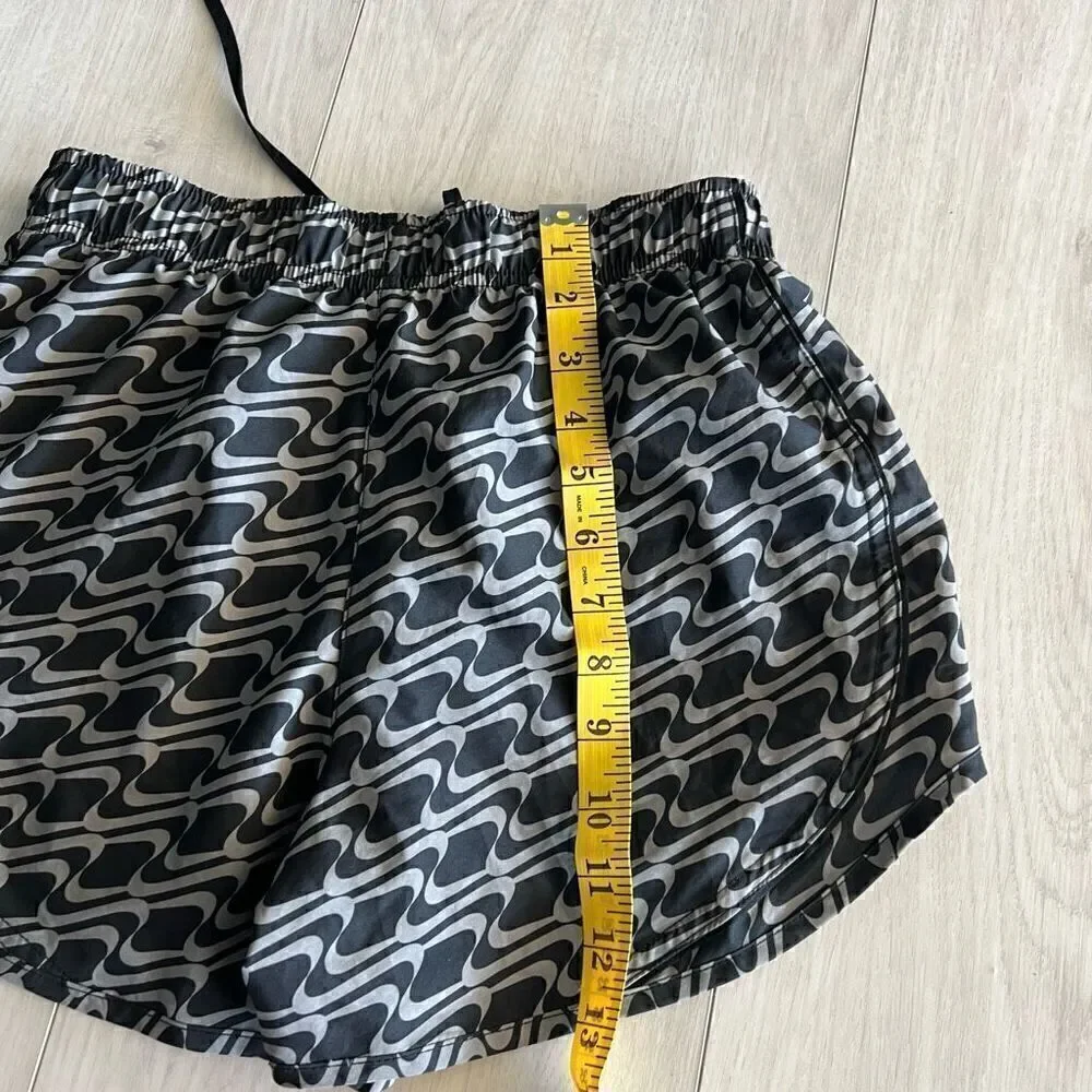 Nike Dri-FIT Tempo Icon Clash 3